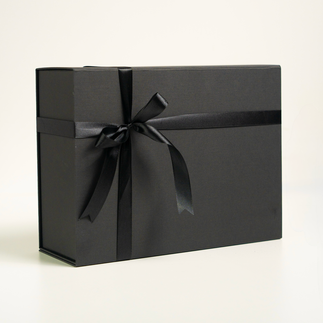 Black Magnetic Box